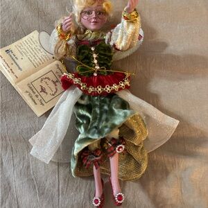 Mark Roberts Lady Bow Maker Fairy